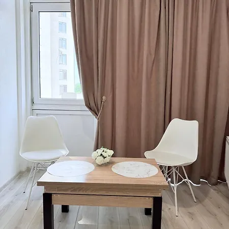 Apartment 71и1 *